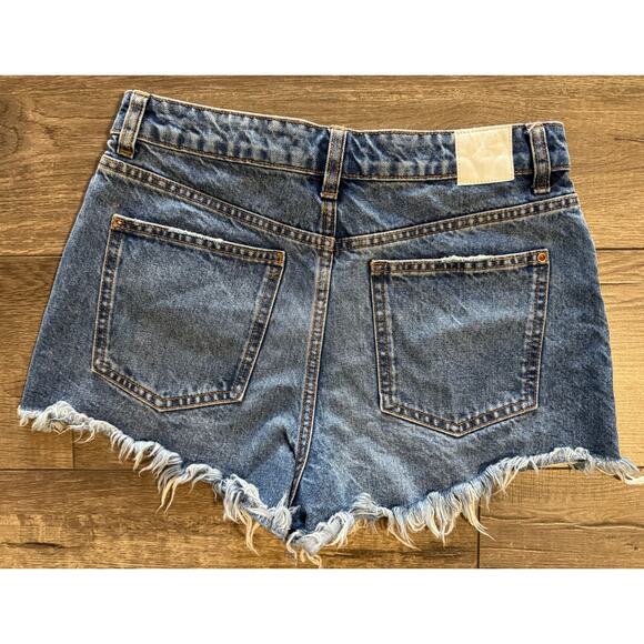 Zara High Rise Cut Off Shorts Size 4 - Picture 3 of 4